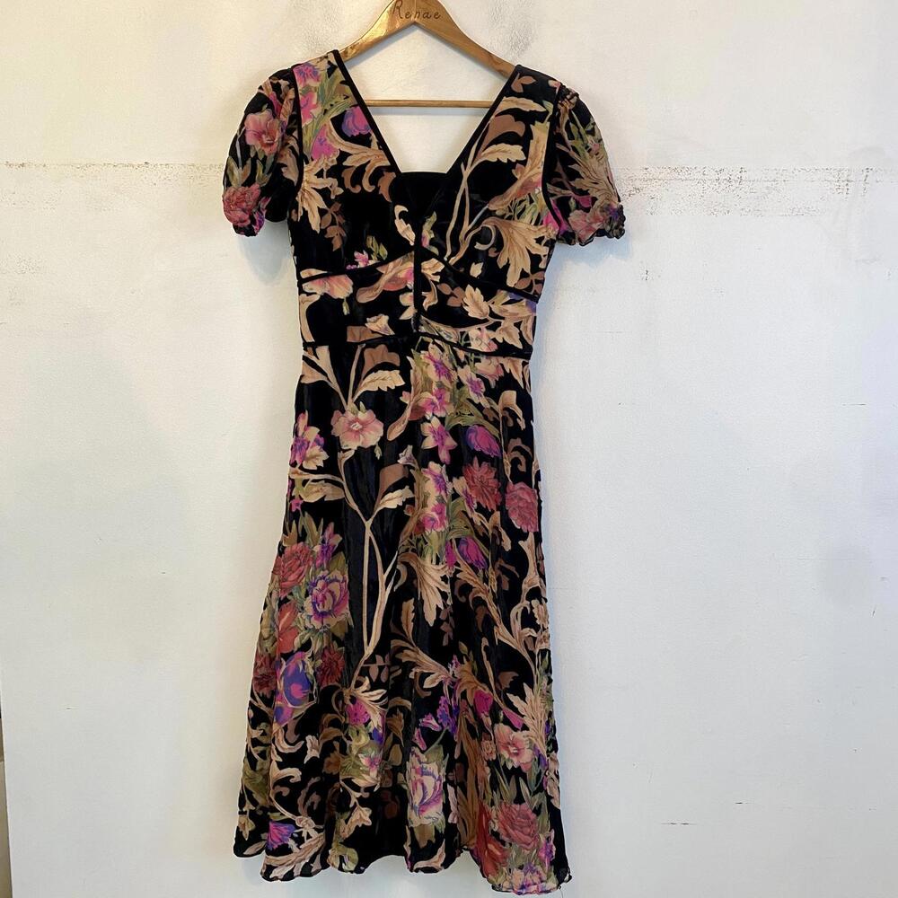 DRESS THE POPULATION black floral velvet burnout midi dress sz M - Picture 2 of 6